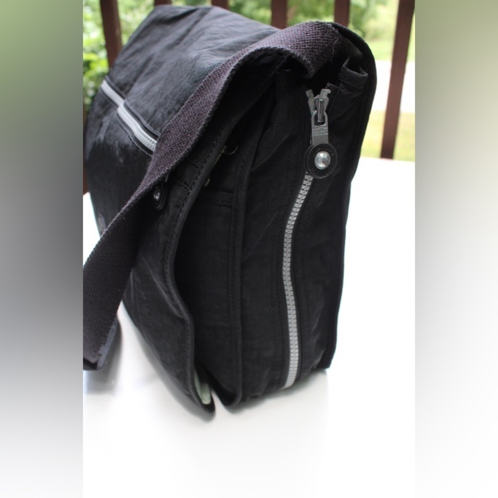 Kipling messenger bag - Picture 9 of 15